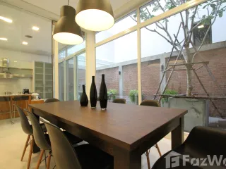 For sale 3 bed townhouse in Khlong Toei, Bangkok