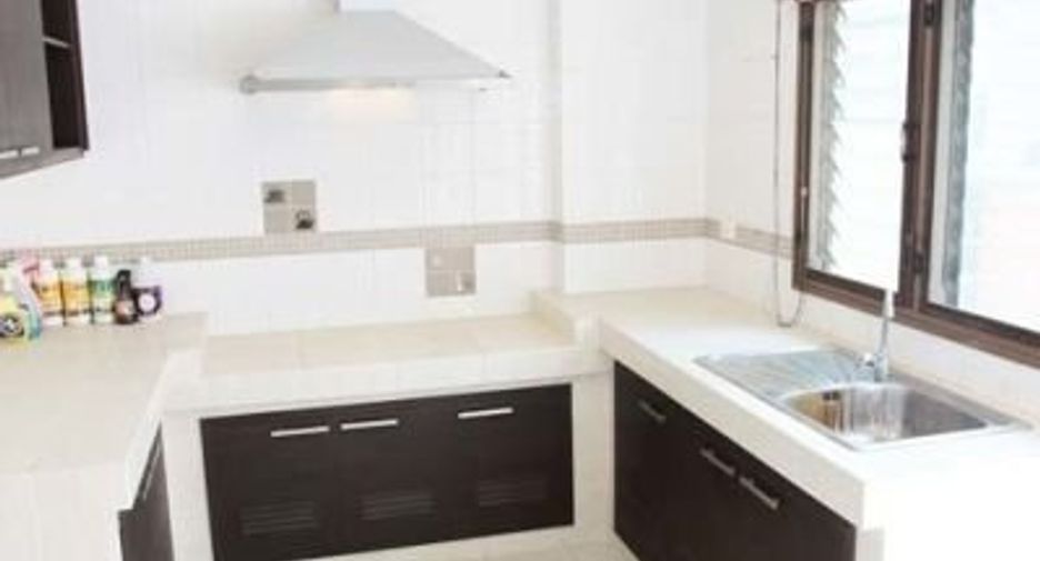 For sale 3 bedrooms house in Mueang Nonthaburi, Nonthaburi