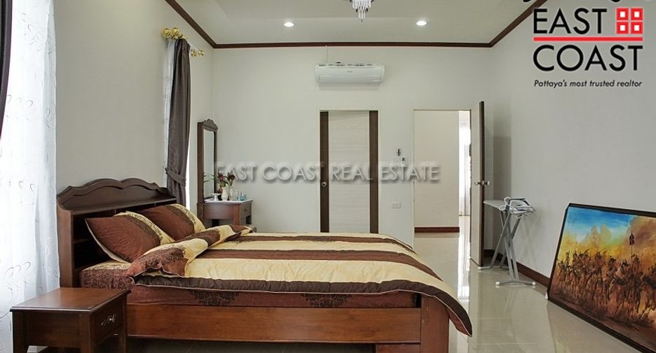 Продажа 3 спальни дом в Саттахип, Чонбури