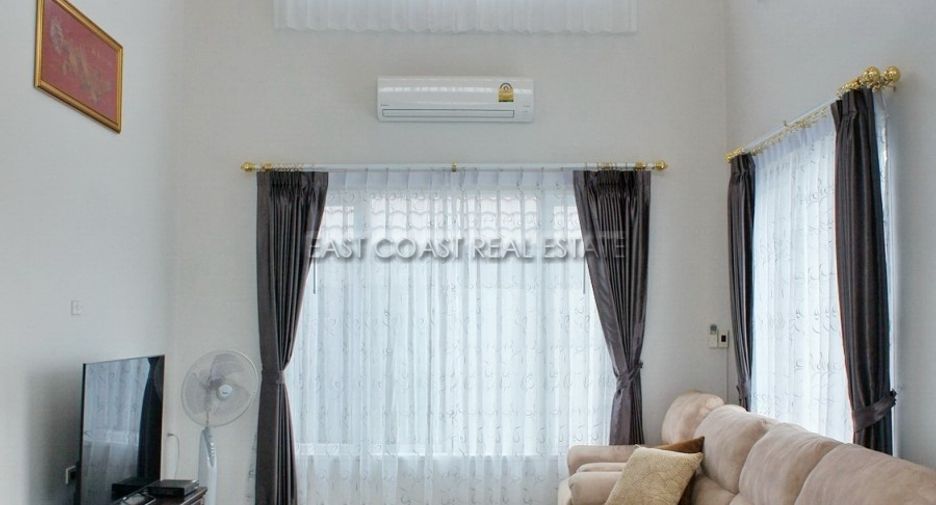 Продажа 3 спальни дом в Саттахип, Чонбури