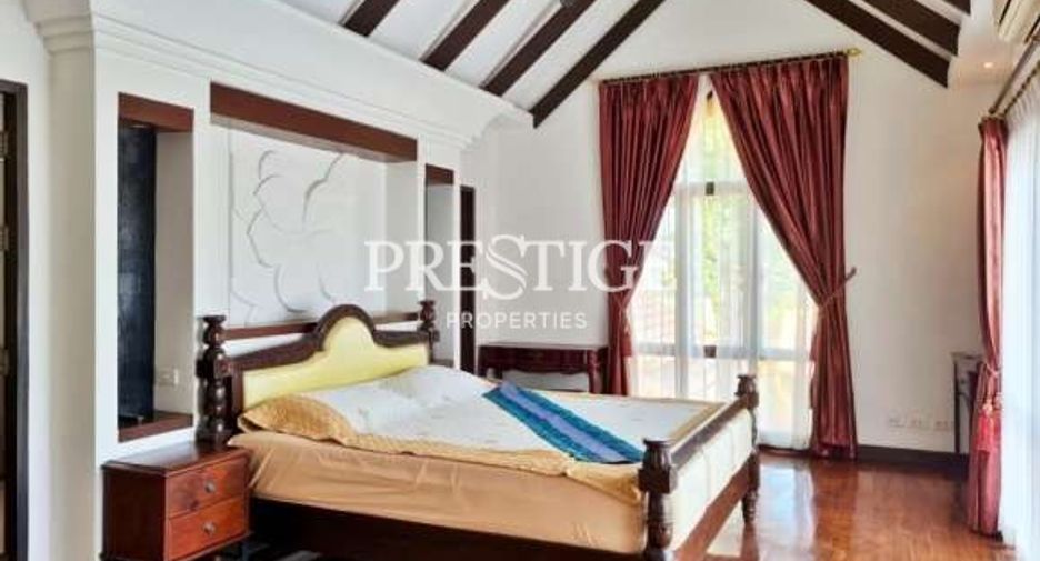 For sale 5 bedrooms house in Bang Lamung, Chonburi
