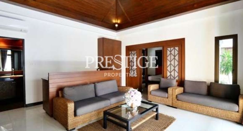 For sale 5 bedrooms house in Bang Lamung, Chonburi