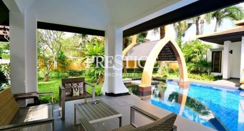 For sale 5 bedrooms house in Bang Lamung, Chonburi