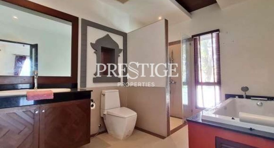 For sale 5 bedrooms house in Bang Lamung, Chonburi