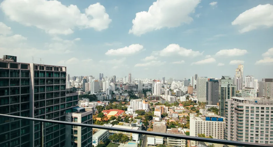For rent 2 bed condo in Khlong Toei, Bangkok