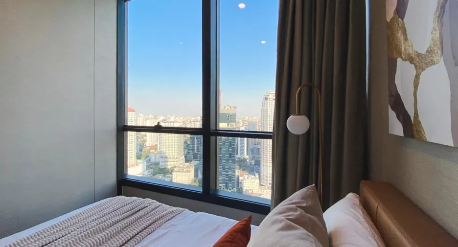 For rent 2 bed condo in Khlong Toei, Bangkok