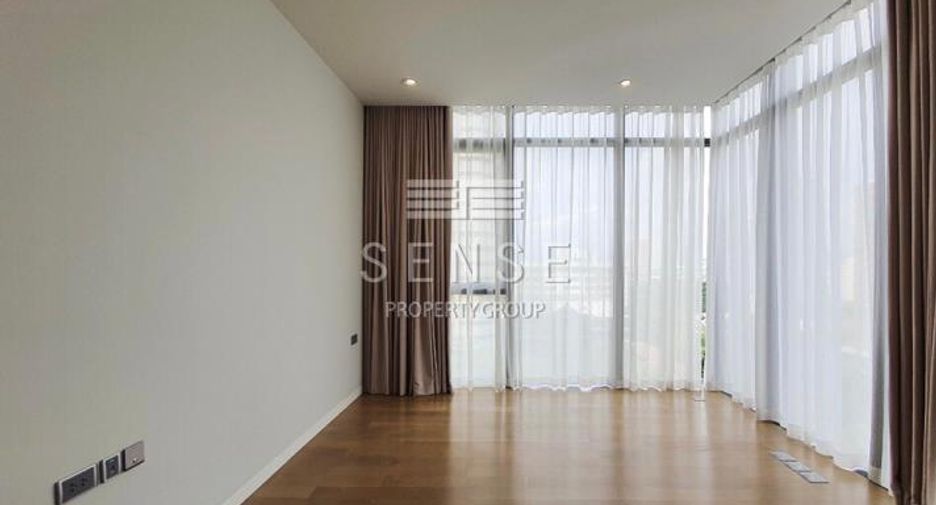 For rent and for sale 2 bedrooms condo in Khlong Toei, Bangkok