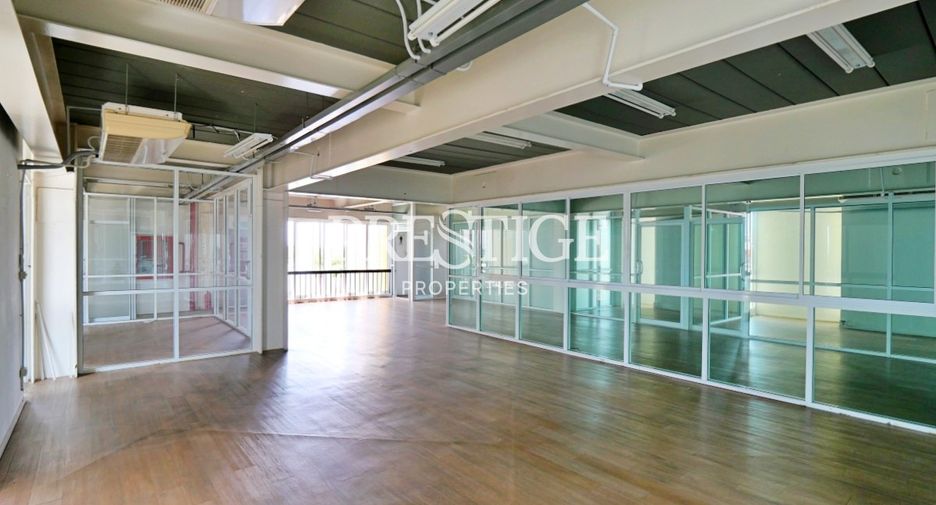 For sale retail Space in Bang Lamung, Chonburi
