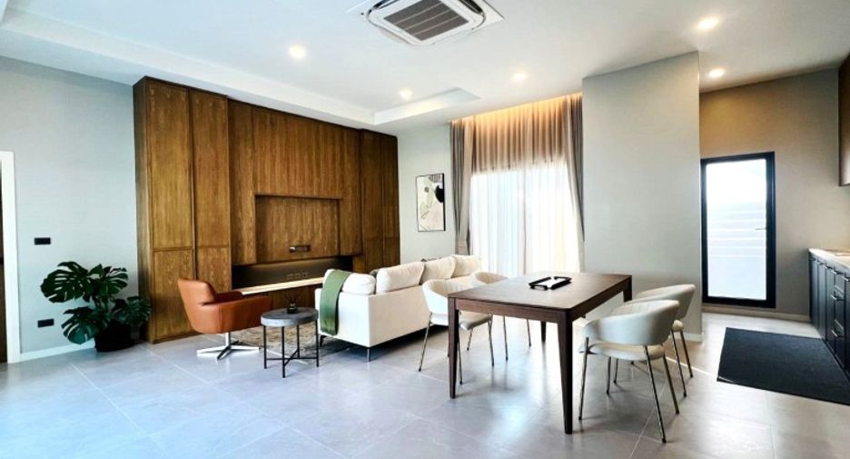 For sale 3 bedrooms house in East Pattaya, Pattaya