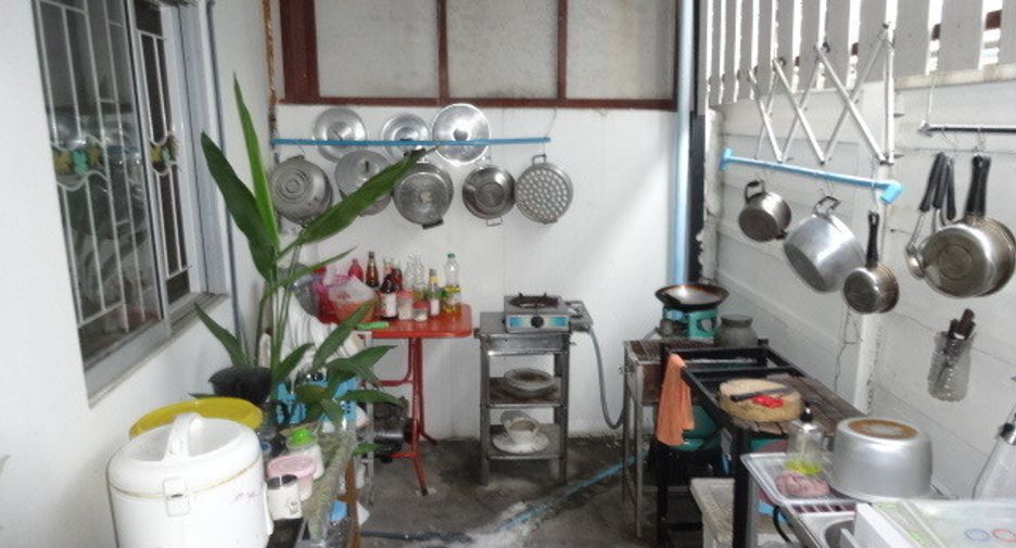 ขาย 3 ห้องนอน ทาวน์เฮ้าส์ ใน เมืองปทุมธานี, ปทุมธานี