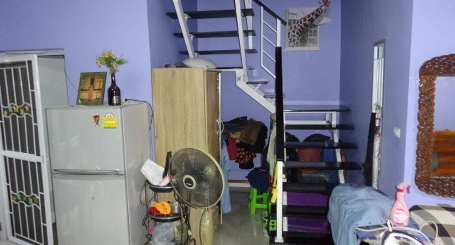 ขาย 3 ห้องนอน ทาวน์เฮ้าส์ ใน เมืองปทุมธานี, ปทุมธานี