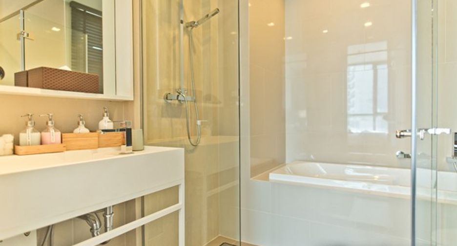 For sale 2 bedrooms condo in North Pattaya, Pattaya