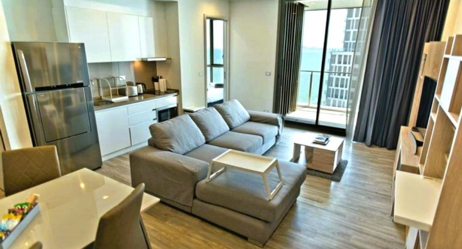 For sale 2 bedrooms condo in North Pattaya, Pattaya