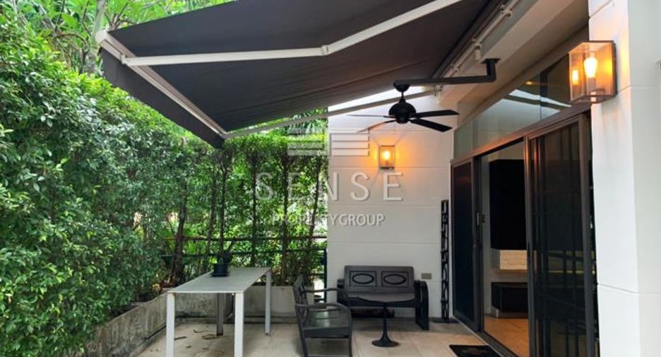 For rent 4 bedrooms townhouse in Khlong Toei, Bangkok