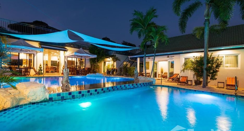 For sale 7 bed villa in Huay Yai, Pattaya