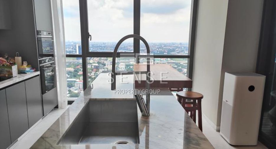 Wohnung zum Kauf mit 3 Zimmer in Watthana, Bangkok
