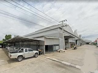 For rent warehouse in Mueang Samut Prakan, Samut Prakan