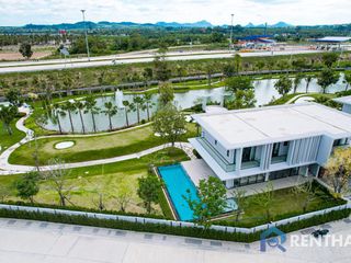 Villa zum Kauf mit 5 Zimmer in Bang Lamung, Chonburi