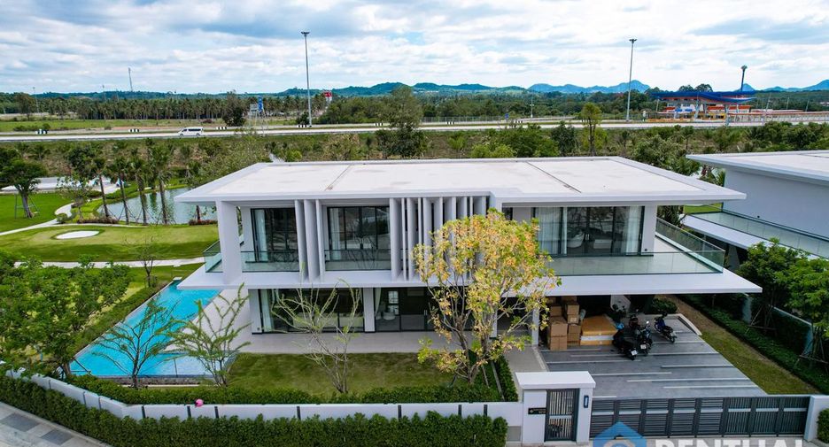 À vendre 5 chambres villa à Bang Lamung, Chonburi