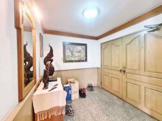 For sale studio condo in Ratchathewi, Bangkok