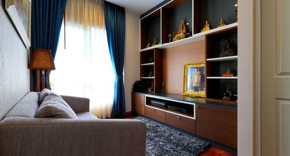 For sale 4 bedrooms house in Bang Khae, Bangkok