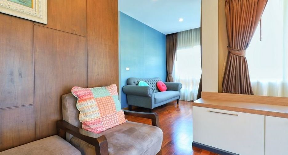 For sale 4 bedrooms house in Bang Khae, Bangkok