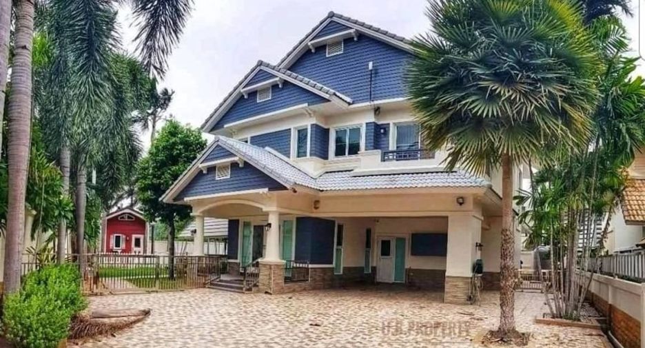 For rent そして for sale 4 Beds house in Si Racha, Chonburi