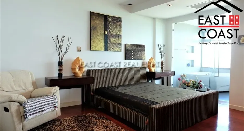 For sale 3 ベッドルーム condo in Bang Lamung, Chonburi
