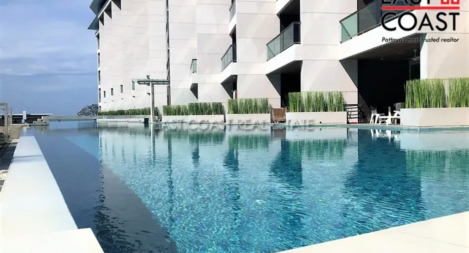 For sale 3 ベッドルーム condo in Bang Lamung, Chonburi