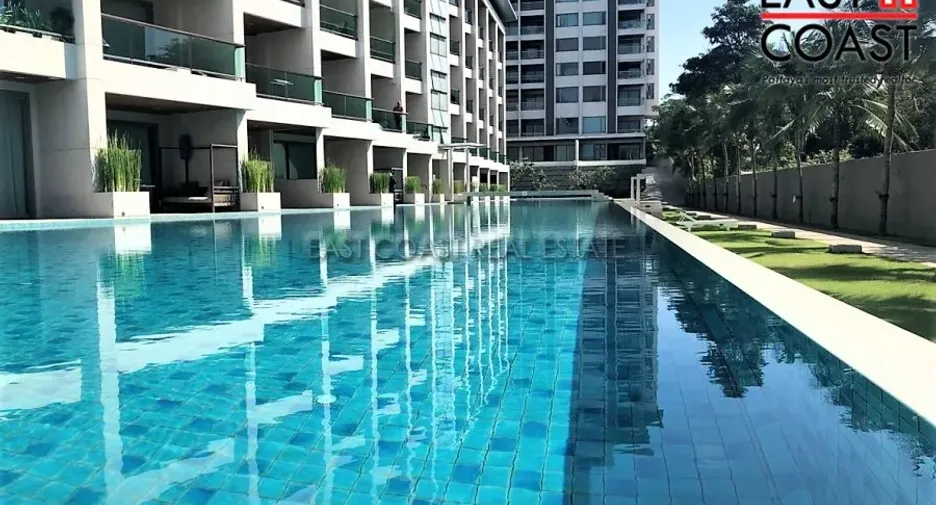 For sale 3 ベッドルーム condo in Bang Lamung, Chonburi