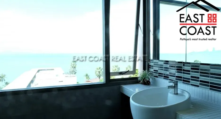 For sale 3 ベッドルーム condo in Bang Lamung, Chonburi