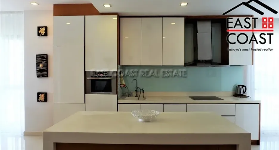 For sale 3 ベッドルーム condo in Bang Lamung, Chonburi