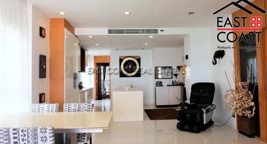 For sale 3 ベッドルーム condo in Bang Lamung, Chonburi