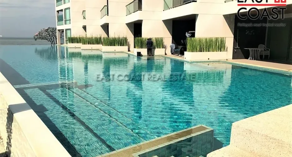 For sale 3 ベッドルーム condo in Bang Lamung, Chonburi