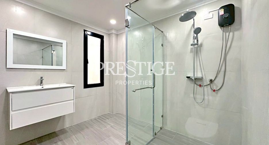 For sale and for rent 4 bedrooms house in Bang Lamung, Chonburi