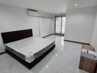 For rent 1 Beds office in Bang Na, Bangkok