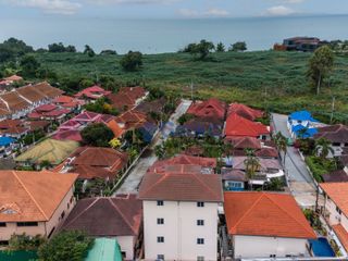 For sale 8 bed house in Na Jomtien, Pattaya