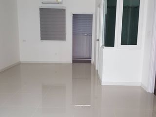 For rent 4 Beds townhouse in Bang Yai, Nonthaburi
