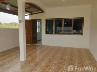 For sale 2 Beds townhouse in Mueang Lamphun, Lamphun