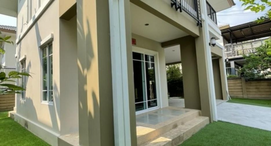 For rent 3 Beds townhouse in Suan Luang, Bangkok