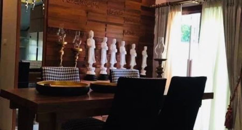 For rent 4 bedrooms villa in Hang Dong, Chiang Mai