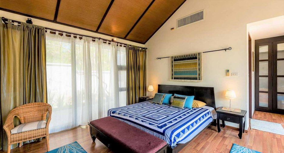 For sale 4 Beds villa in Cha Am, Phetchaburi