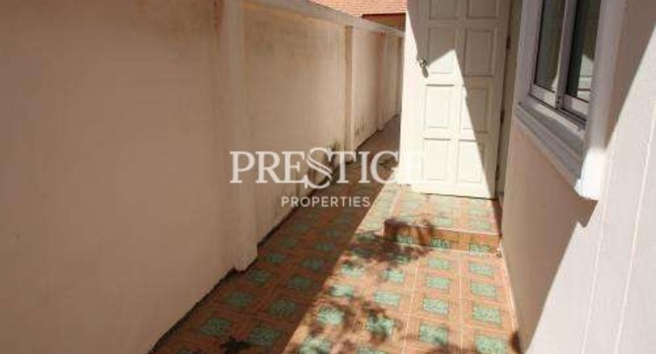 À vendre 2 chambres maison à Bang Lamung, Chonburi