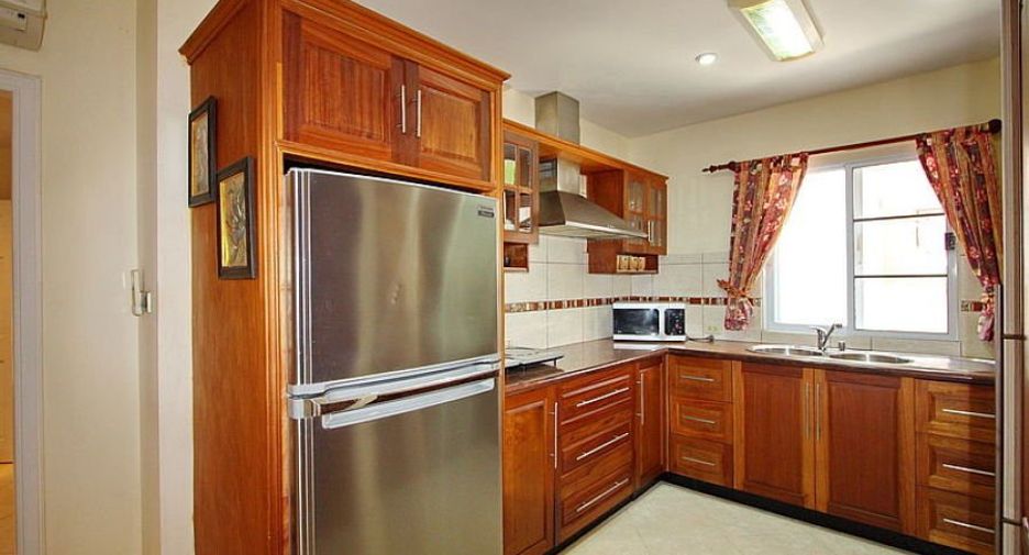 For rent 2 bedrooms condo in Bang Lamung, Chonburi