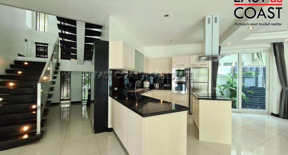 À vendre 4 chambres maison à Bang Lamung, Chonburi