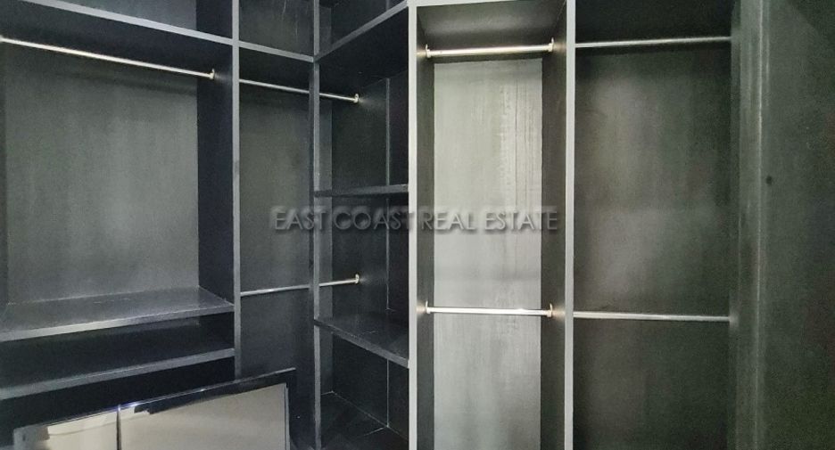 À vendre 4 chambres maison à Bang Lamung, Chonburi