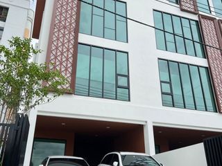 For rent office in Lat Phrao, Bangkok