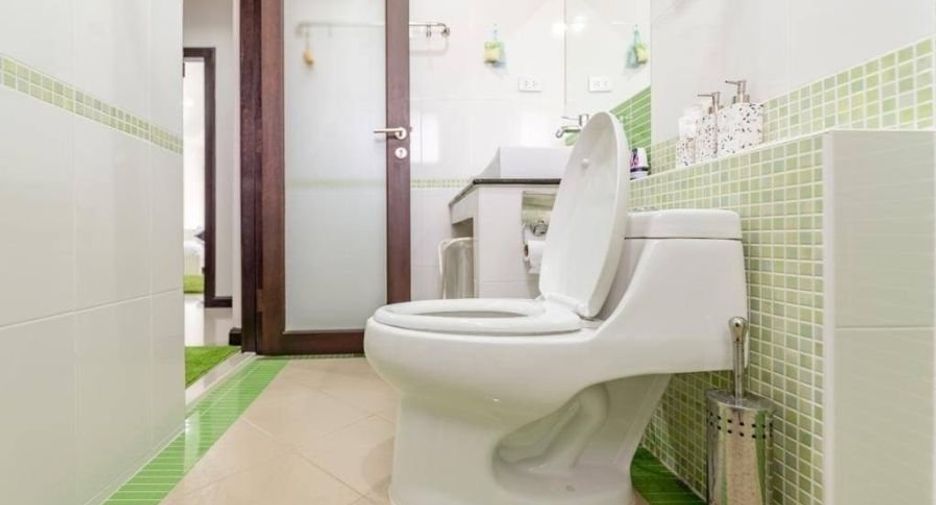For rent 4 bedrooms house in Bang Lamung, Chonburi