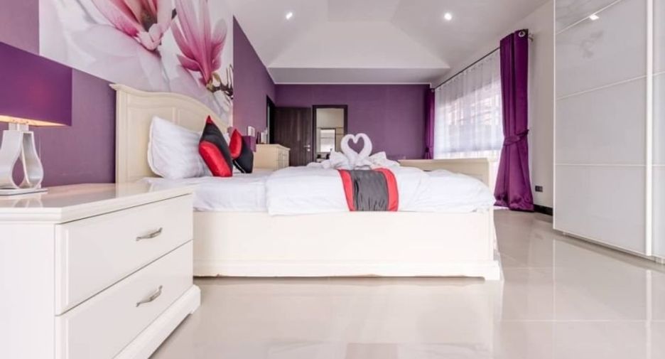 For rent 4 bedrooms house in Bang Lamung, Chonburi