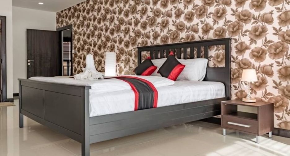 For rent 4 bedrooms house in Bang Lamung, Chonburi